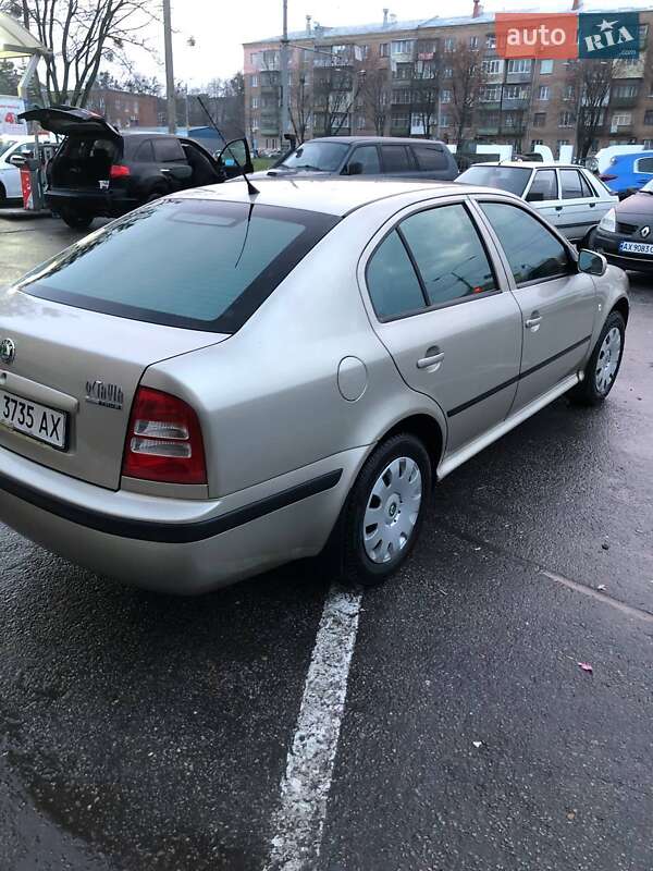 Лифтбек Skoda Octavia 2006 в Харькове