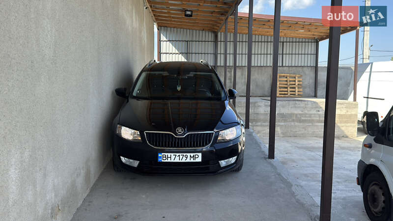 Універсал Skoda Octavia 2014 в Ізмаїлі