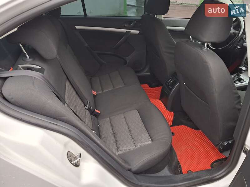 Лифтбек Skoda Octavia 2010 в Конотопе фото 21 Лифтбек Skoda Octavia 2010 в Конотопе