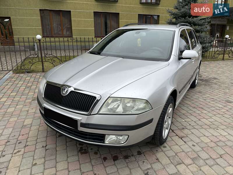 Універсал Skoda Octavia 2005 в Воловцю
