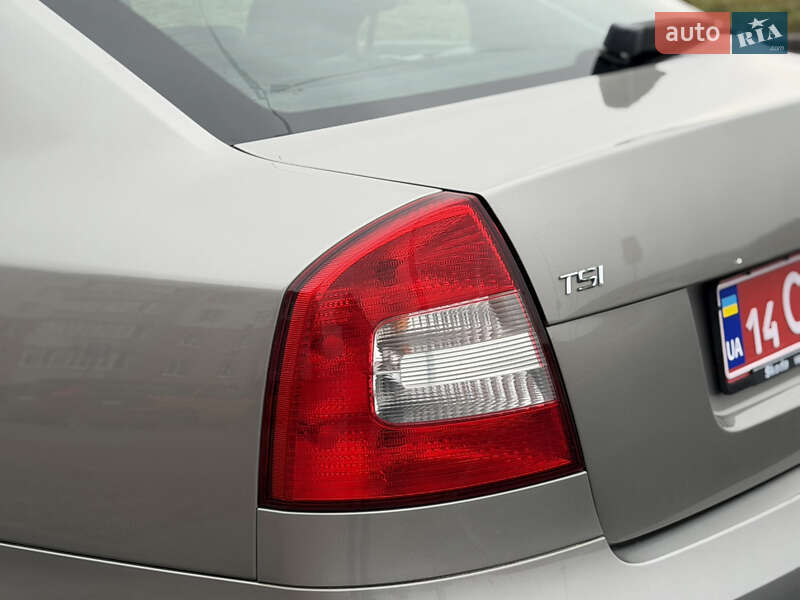 Лифтбек Skoda Octavia 2009 в Виннице