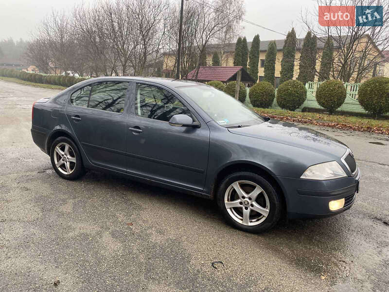 Лифтбек Skoda Octavia 2008 в Киеве