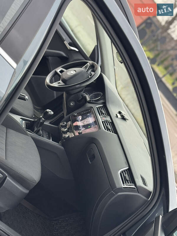 Универсал Skoda Octavia 2017 в Дрогобыче фото 68 Универсал Skoda Octavia 2017 в Дрогобыче