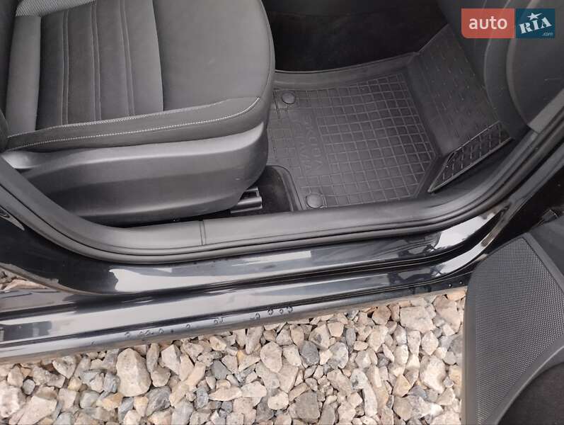 Универсал Skoda Octavia 2019 в Ровно фото 42 Универсал Skoda Octavia 2019 в Ровно