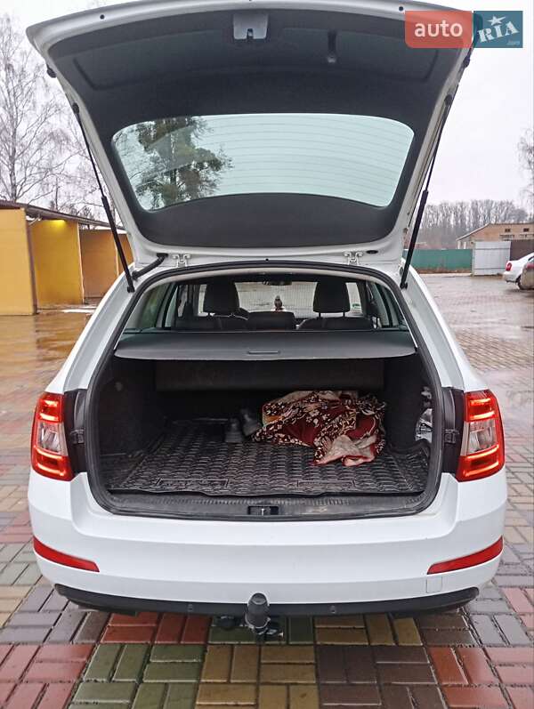 Універсал Skoda Octavia 2016 в Ізяславі