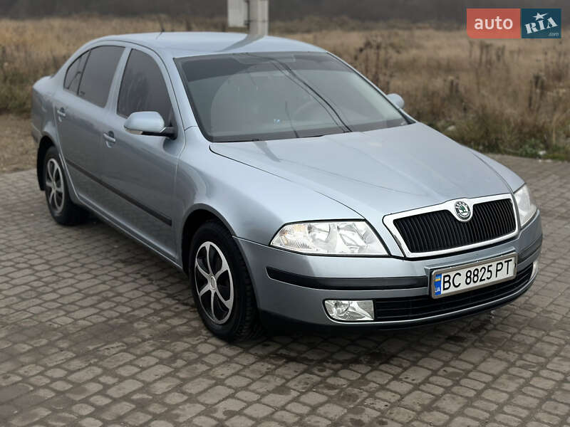 Лифтбек Skoda Octavia 2006 в Львове