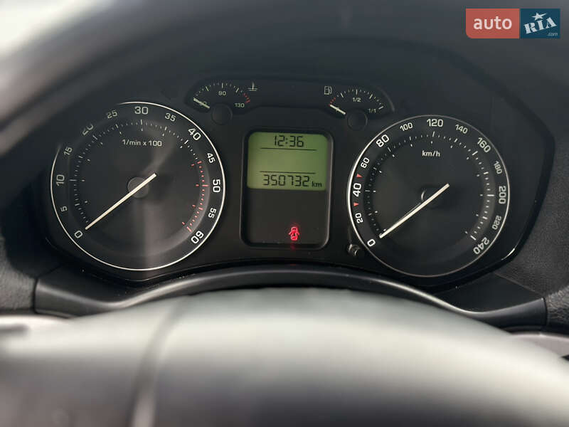 Лифтбек Skoda Octavia 2006 в Львове