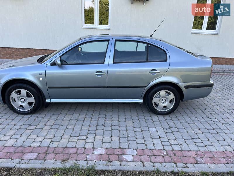 Ліфтбек Skoda Octavia 2003 в Теребовлі