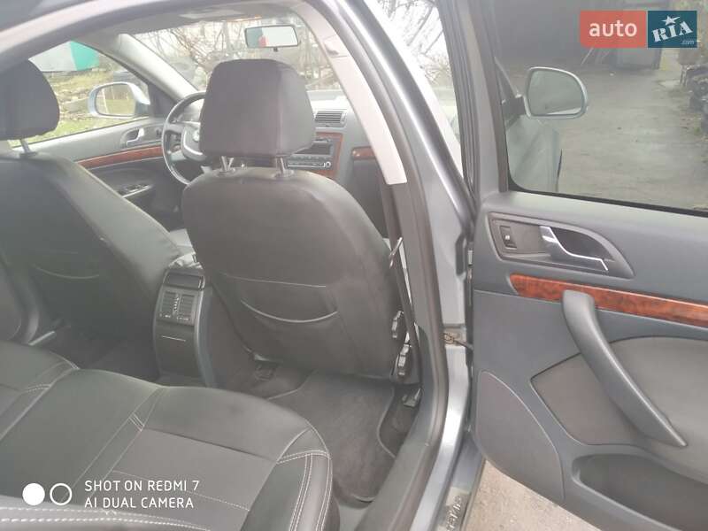 Лифтбек Skoda Octavia 2011 в Кропивницком