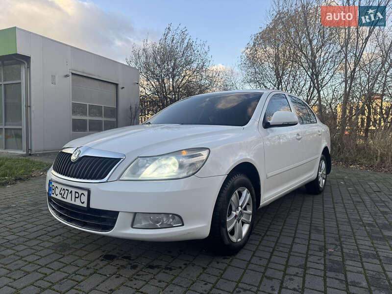 Лифтбек Skoda Octavia 2012 в Львове фото 3 Лифтбек Skoda Octavia 2012 в Львове