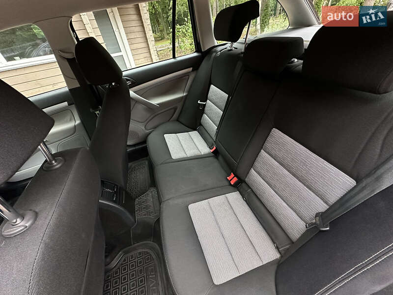 Универсал Skoda Octavia 2010 в Киеве