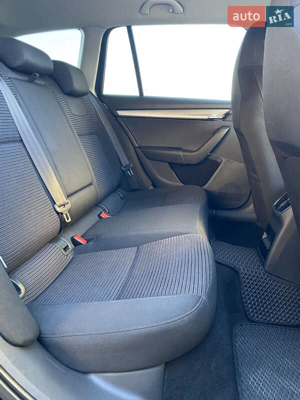 Универсал Skoda Octavia 2014 в Мукачево