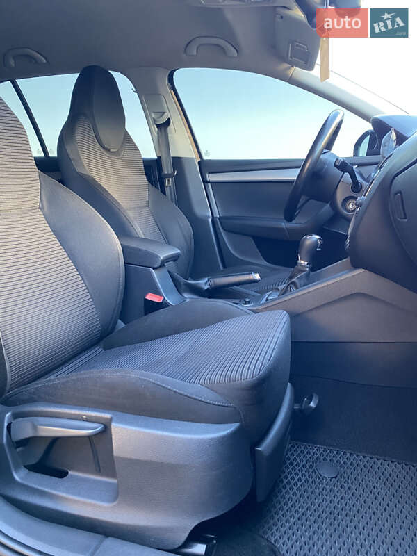 Универсал Skoda Octavia 2014 в Мукачево