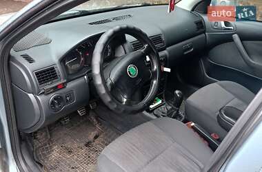 Лифтбек Skoda Octavia 2001 в Киеве