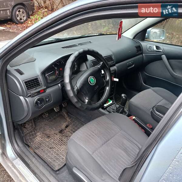 Лифтбек Skoda Octavia 2001 в Киеве фото 9 Лифтбек Skoda Octavia 2001 в Киеве