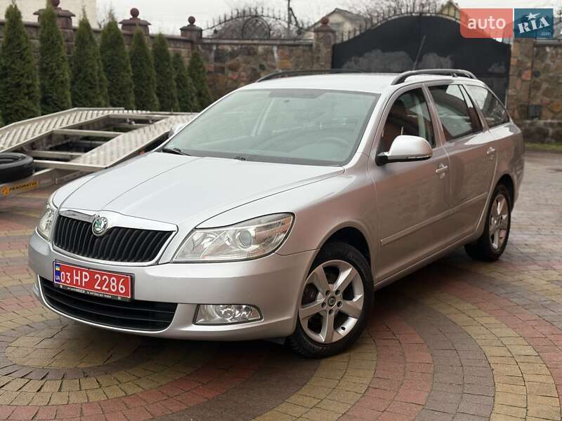 Skoda Octavia 2012 Skoda Octavia 2012