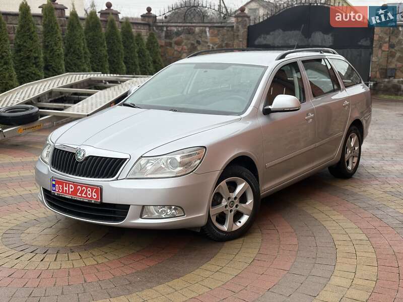 Универсал Skoda Octavia 2012 в Сарнах