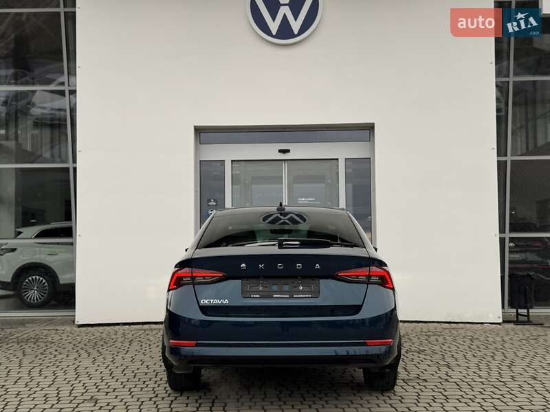 Лифтбек Skoda Octavia 2022 в Мукачево
