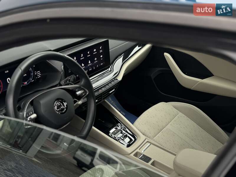 Лифтбек Skoda Octavia 2022 в Мукачево