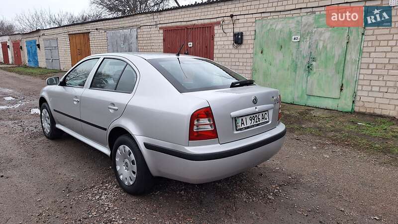 Ліфтбек Skoda Octavia 2006 в Смілі