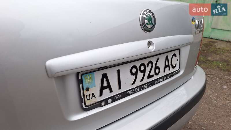 Ліфтбек Skoda Octavia 2006 в Смілі
