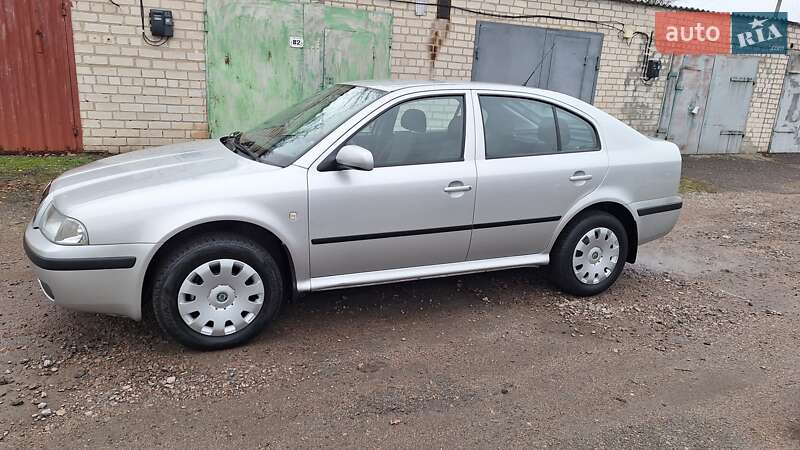 Ліфтбек Skoda Octavia 2006 в Смілі