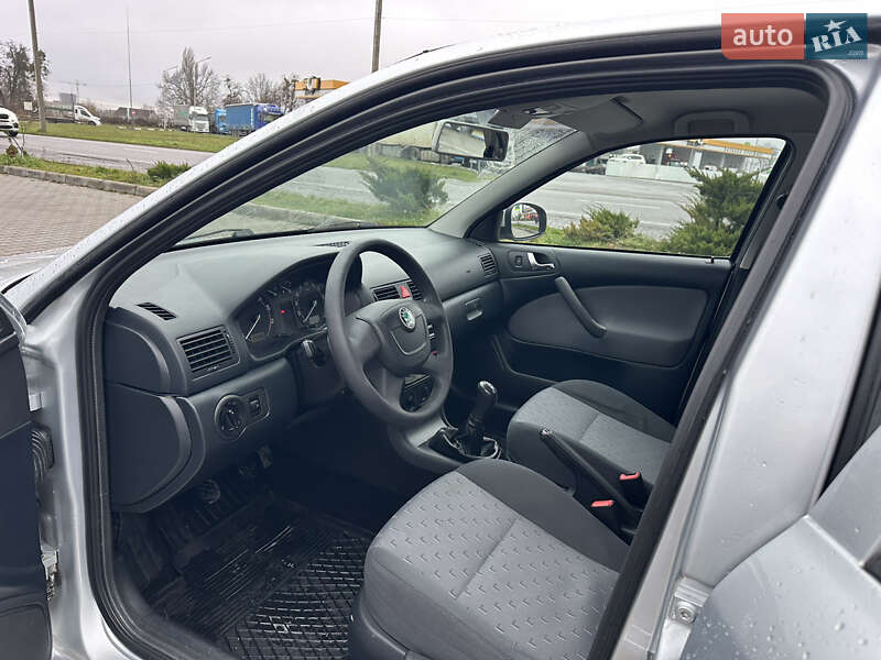 Лифтбек Skoda Octavia 2009 в Виннице