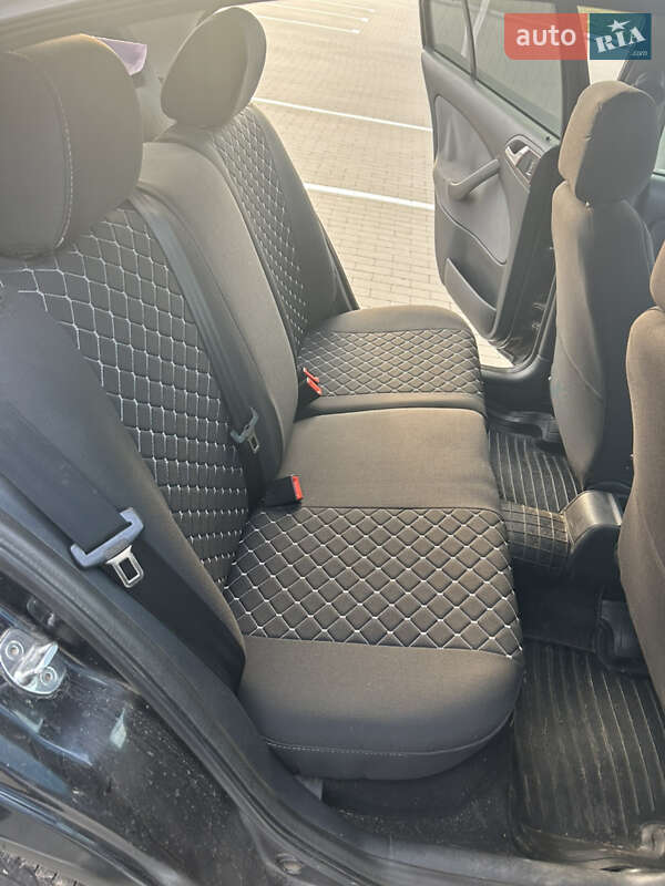 Лифтбек Skoda Octavia 2007 в Сумах