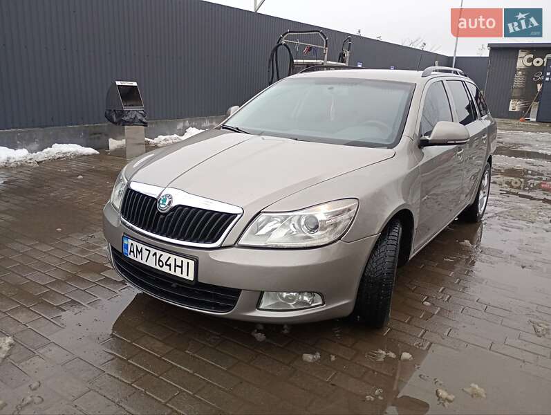 Универсал Skoda Octavia 2012 в Здолбунове