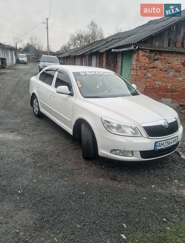 Лифтбек Skoda Octavia 2009 в Житомире