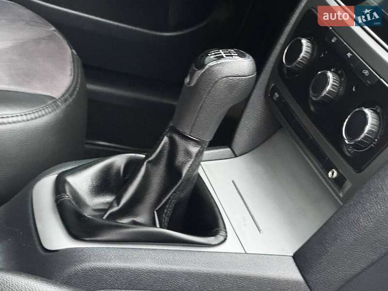 Лифтбек Skoda Octavia 2012 в Ахтырке