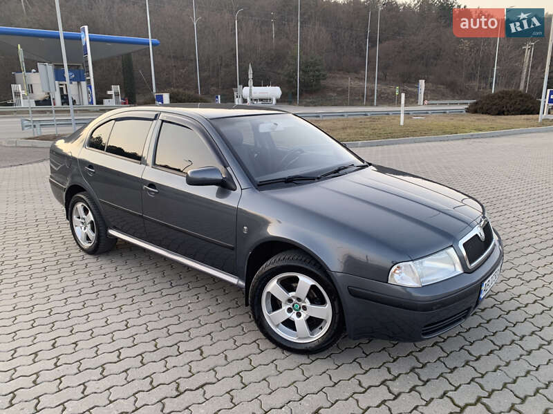 Лифтбек Skoda Octavia 2008 в Могилев-Подольске