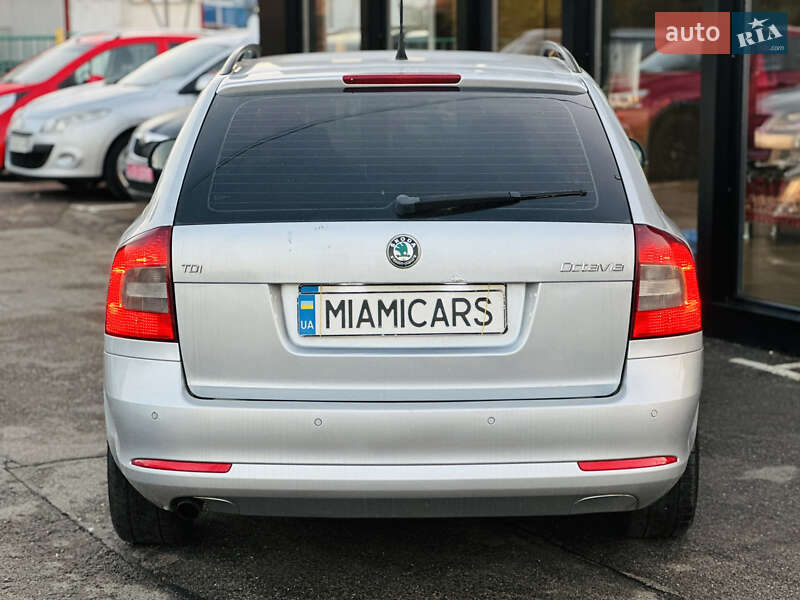 Універсал Skoda Octavia 2011 в Харкові