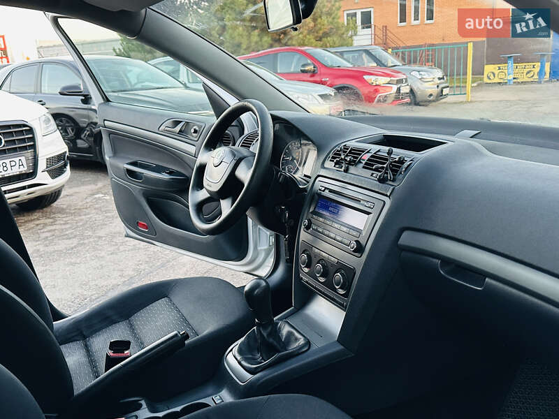 Універсал Skoda Octavia 2011 в Харкові