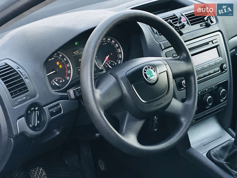 Універсал Skoda Octavia 2011 в Харкові