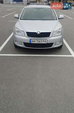 Універсал Skoda Octavia 2009 в Дніпрі