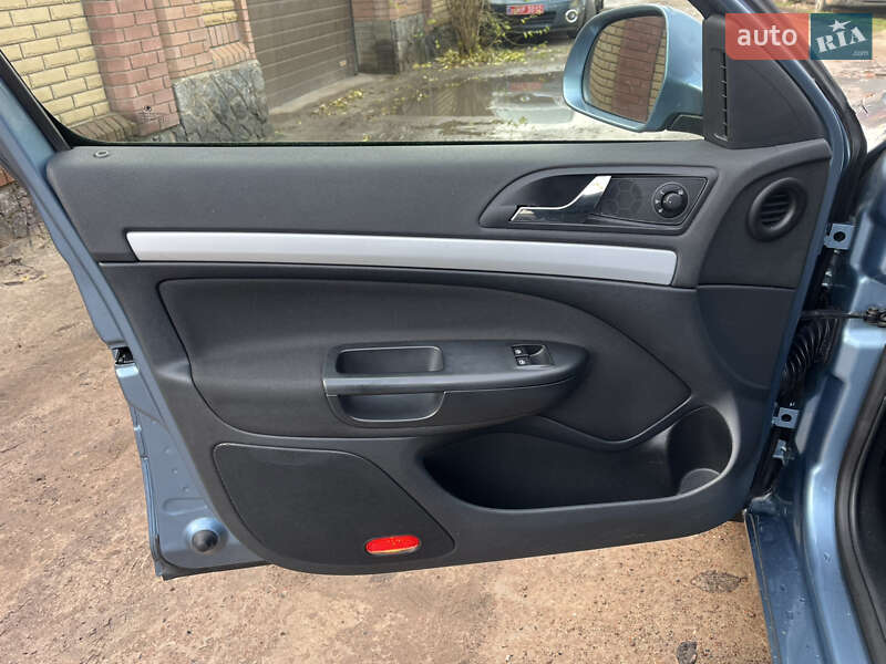 Лифтбек Skoda Octavia 2009 в Ахтырке