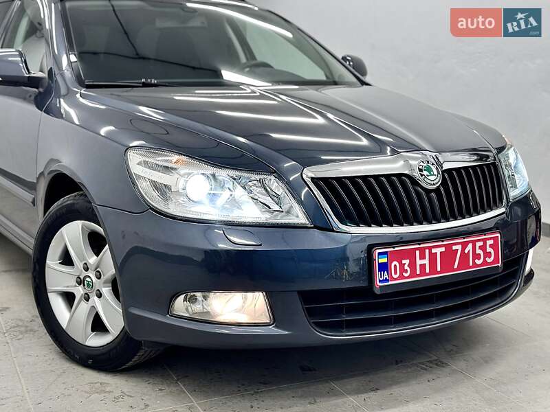 Универсал Skoda Octavia 2011 в Стрые