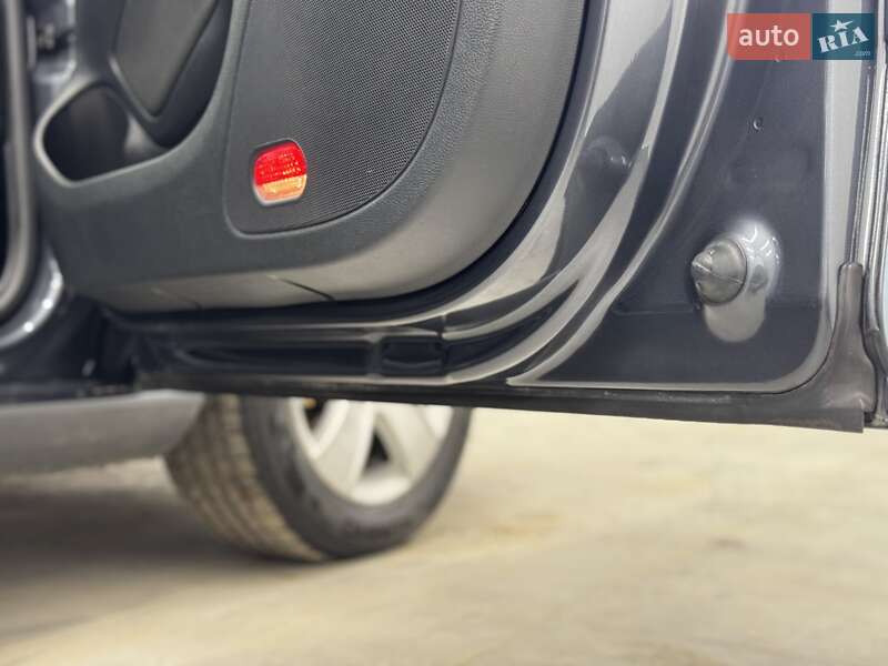 Универсал Skoda Octavia 2011 в Стрые