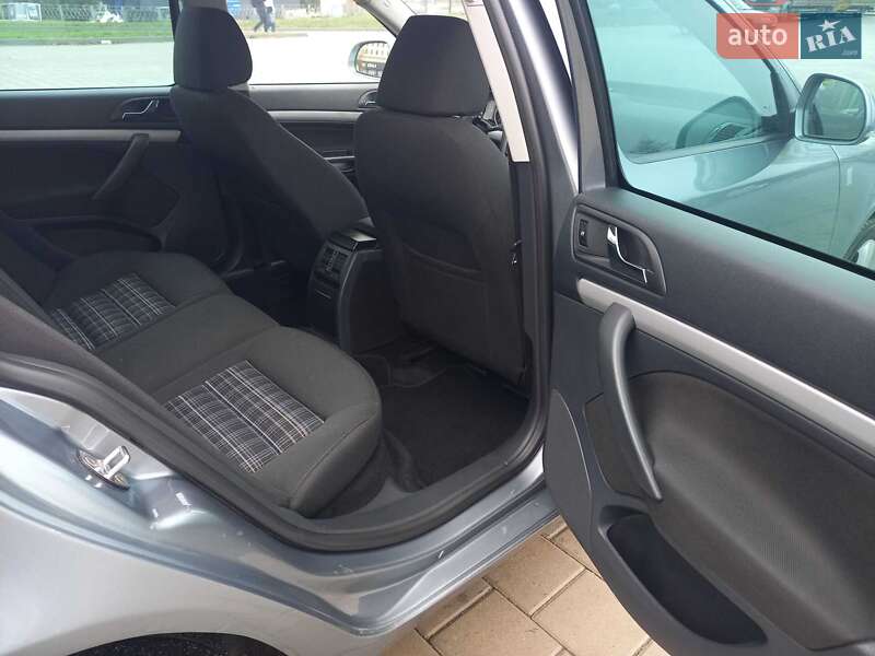 Универсал Skoda Octavia 2012 в Черкассах