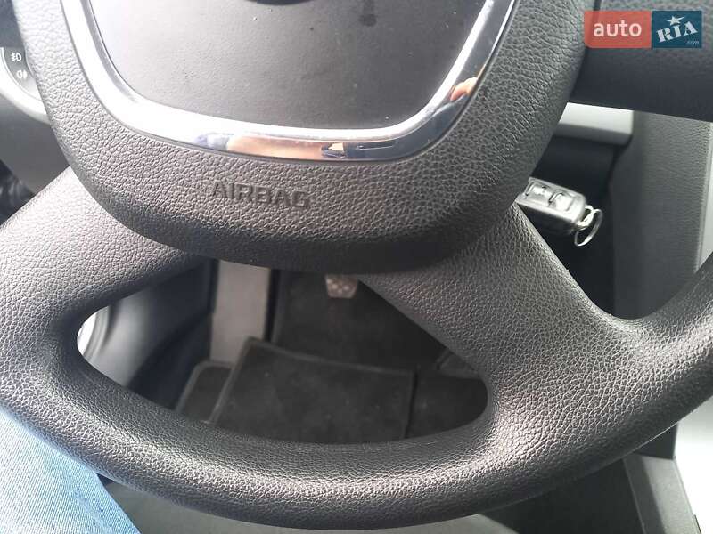 Универсал Skoda Octavia 2012 в Черкассах