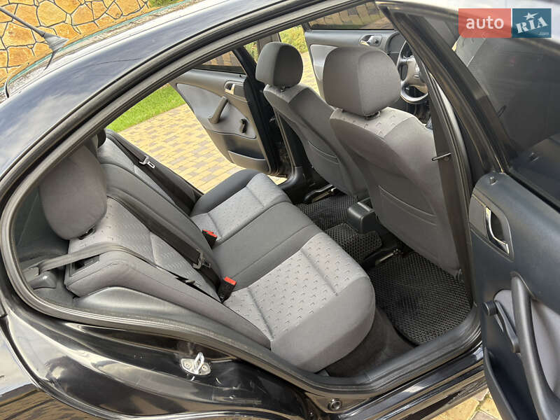 Лифтбек Skoda Octavia 2008 в Могилев-Подольске