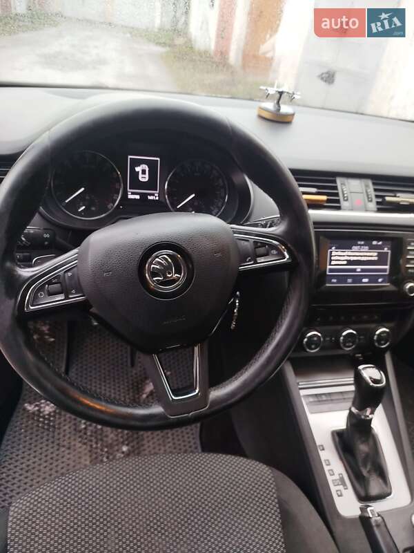 Універсал Skoda Octavia 2014 в Старокостянтинові