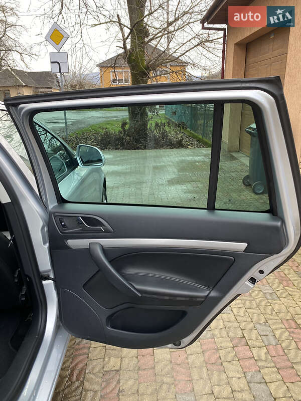 Універсал Skoda Octavia 2011 в Сваляві