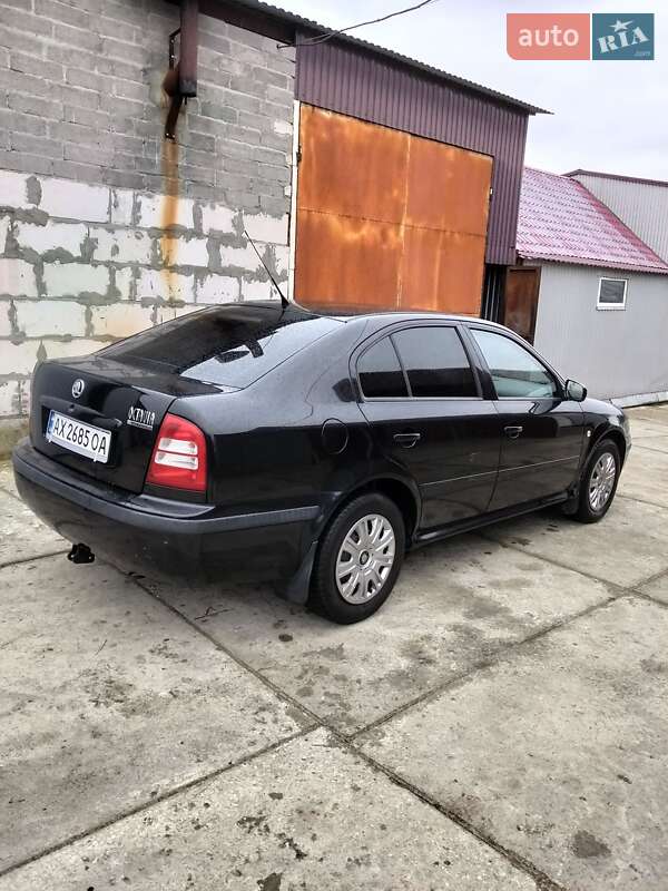 Лифтбек Skoda Octavia 2006 в Узине