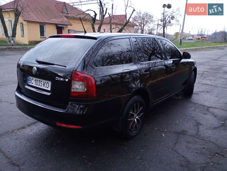 Универсал Skoda Octavia 2012 в Каменке фото 6 Универсал Skoda Octavia 2012 в Каменке