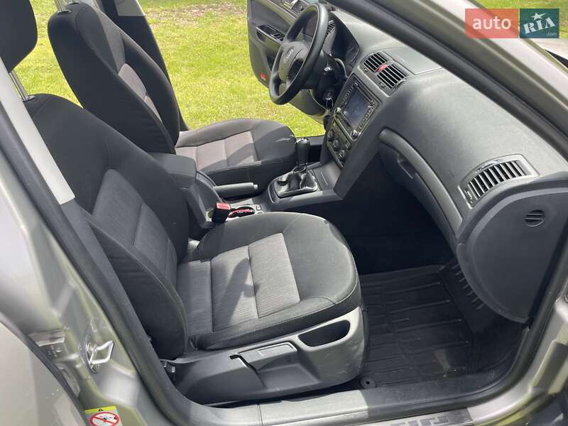 Ліфтбек Skoda Octavia 2006 в Хусті