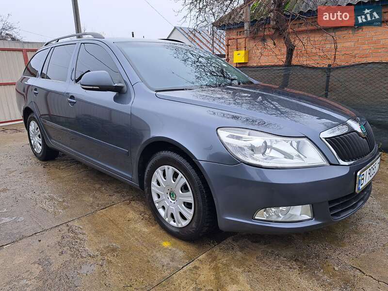 Універсал Skoda Octavia 2011 в Шишаках