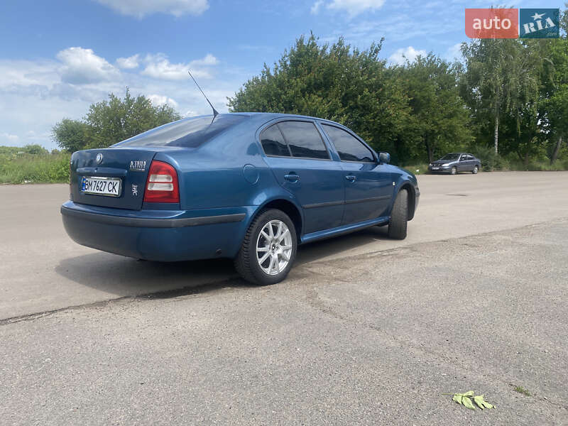 Лифтбек Skoda Octavia 2003 в Конотопе