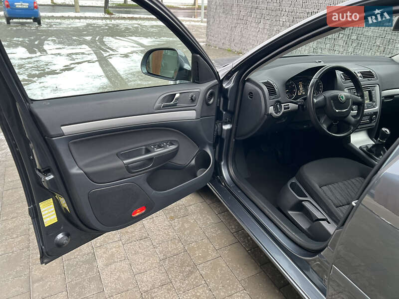 Ліфтбек Skoda Octavia 2011 в Луцьку